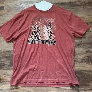 Graphic Holiday T-shirt